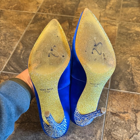 Nine West Royal Blue Satin Heels - Picture 7 of 10